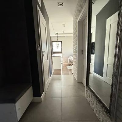 Alquiler de un moderno apartamento de 3 habitaciones, 52 m², distrito Mokotów, Varsovia, Polonia